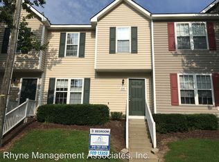 2126 Walnut Bluffs Ln, Raleigh, NC 27610