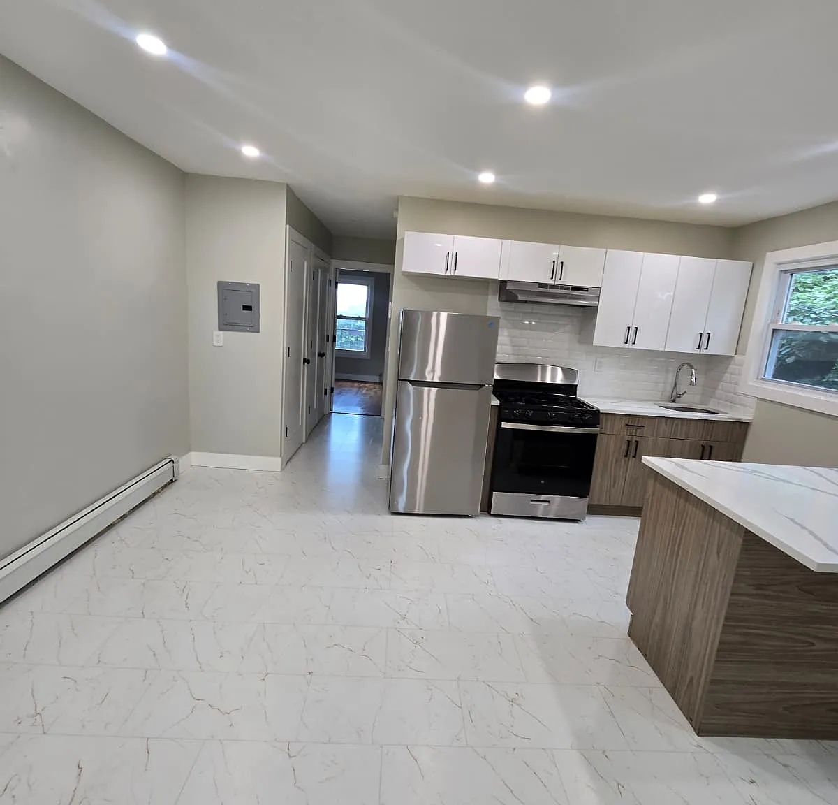 2 bed, $2,250 — Photo 1
