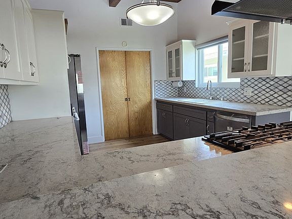 5th image of 4491 W 136th St