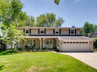 107 University Dr, Buffalo Grove, IL 60089