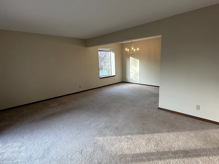 405 E Paradise Dr — Photo 13
