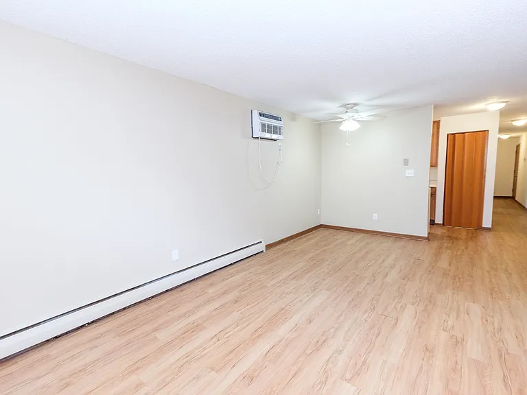 Randolph Avenue | 1743 — Photo 12