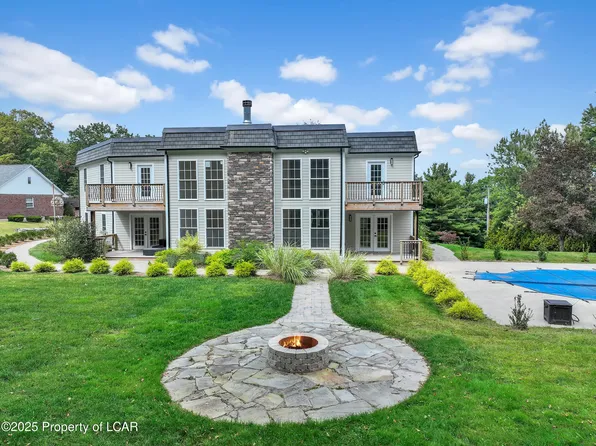 33 Fordham Rd, Wilkes Barre, PA 18702