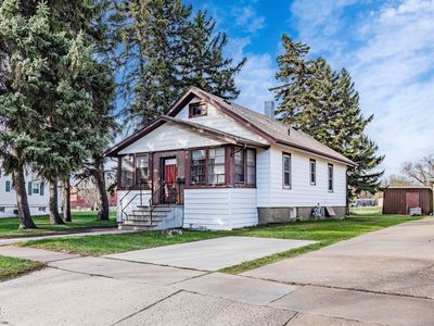 617 3rd Ave SE, Mandan, ND, 58554