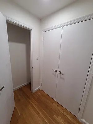 Rented by Bouklis Group | media 26