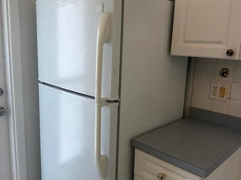 1100 Pine Dr #102 — Photo 7