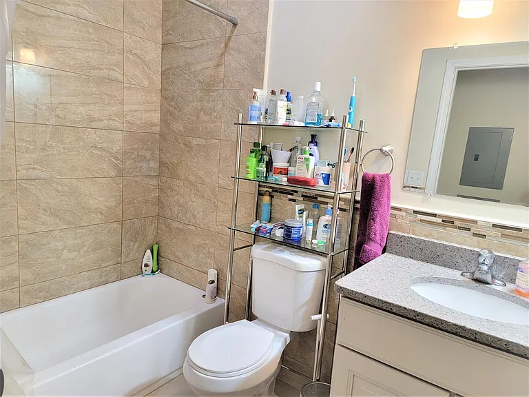 248 W 31st St #2F — Photo 15