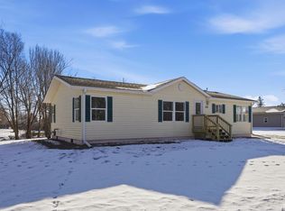 320 Lincoln AVENUE, Omro, WI 54963