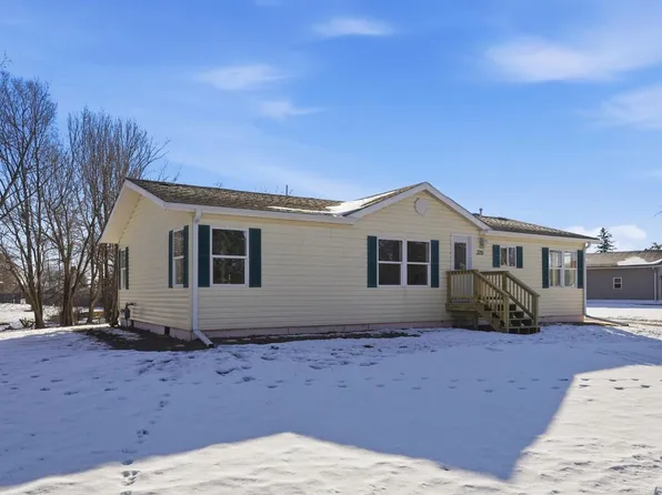 320 Lincoln AVENUE, Omro, WI 54963