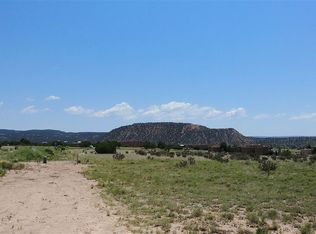 88 Cerro Alto Rd, Lamy, NM 87540