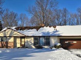 49 Lucy Ln, Northfield, OH 44067