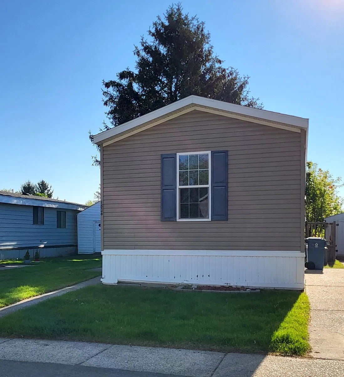 Building Photo - 1824 Aldrin Ct #265