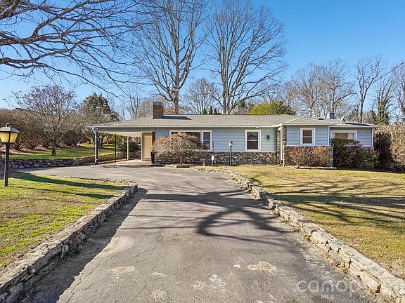 3rd image of 511 Oak Grove Rd