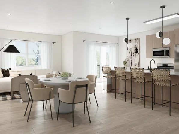 Paramount Apartments & Townhomes