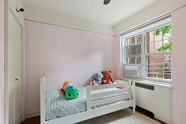 Sold by Compass | media 6