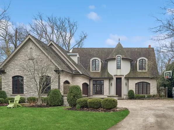 124 Lakewood Pl, Highland Park, IL 60035