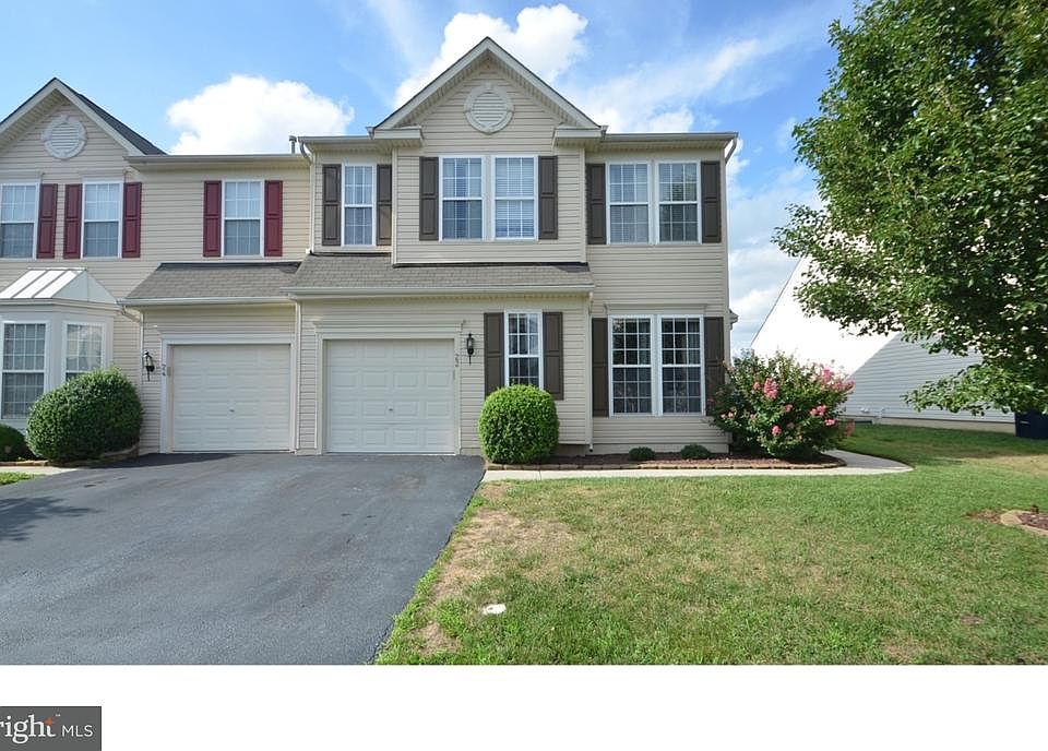 1st image of 22 N Cummings Dr