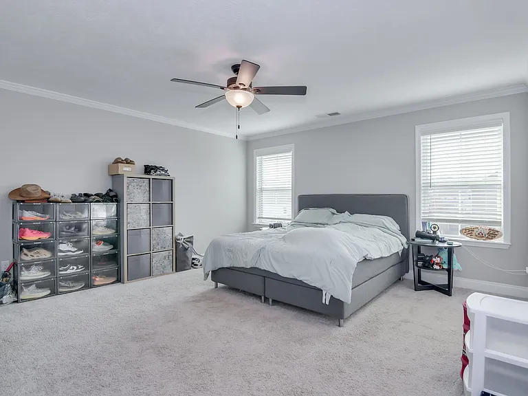 716 Navan Ln — Photo 25