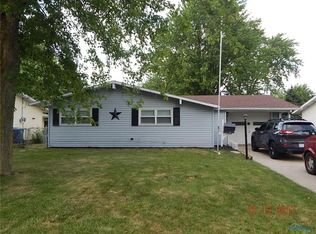 115 Harlan Dr, Walbridge, OH 43465