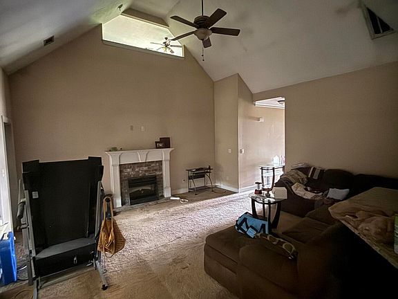 3rd image of 3936 Griese Lane