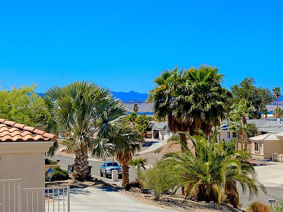 2nd image of 2570 Caribbean Dr