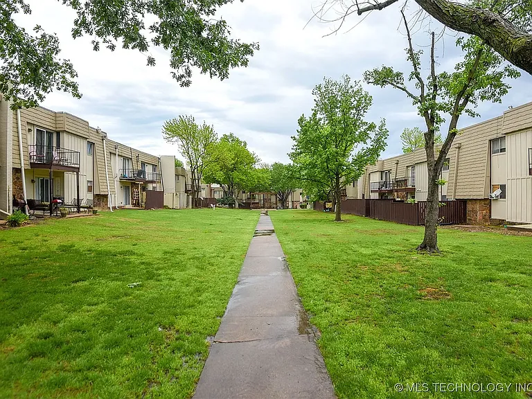 6729 S Richmond Ave #530 — Photo 15