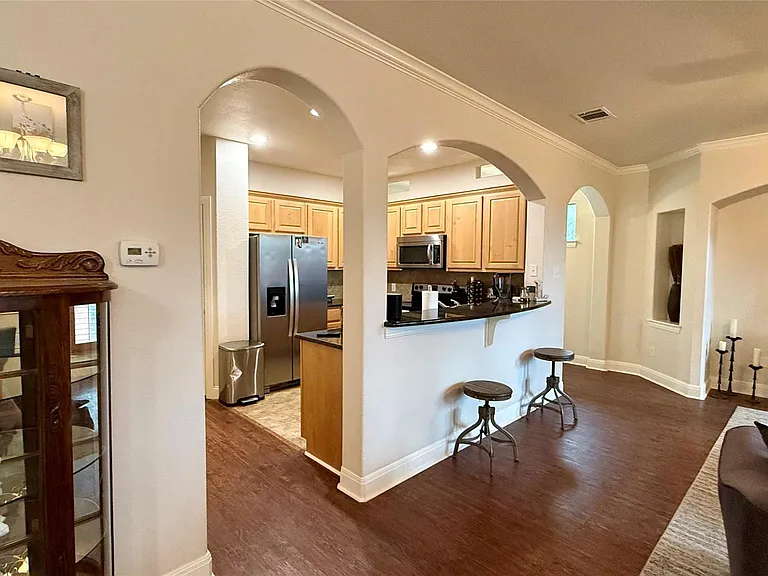 430 Old Fitzhugh Rd #8 — Photo 8