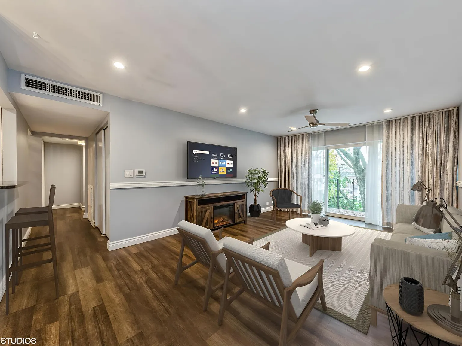 2 bed, 1150 sqft, $1,995 — Photo 3