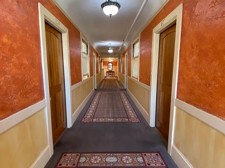 524 Georgia St #208 — Photo 7