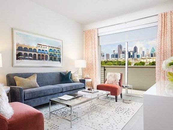 2nd image of 3201 McKinney Ave #402