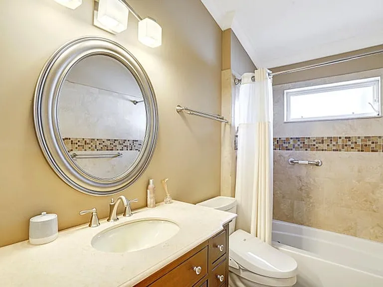 2208 Soundings Ct — Photo 27