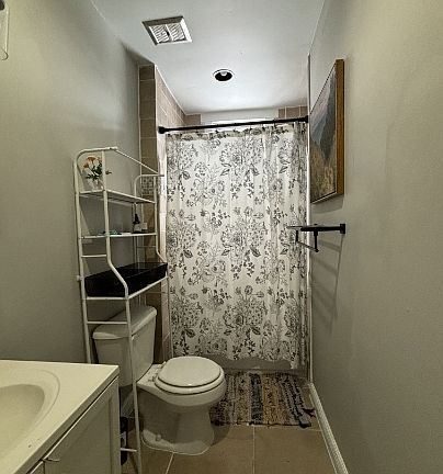 5th image of 96 Juergens Ave #1