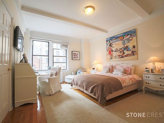 5th image of 168 W 86th St APT 12C