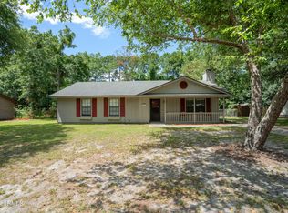 98 Possum Hill Rd, Beaufort, SC 29906