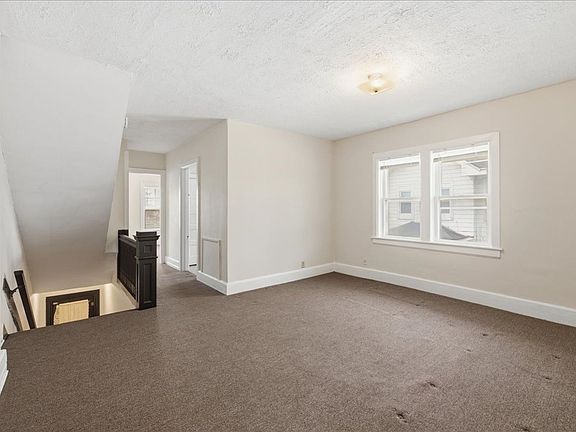 5th image of 5334 E Washington St #3
