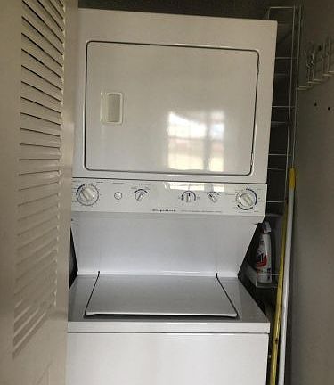 5th image of 933 Sonesta Ave NE APT 206