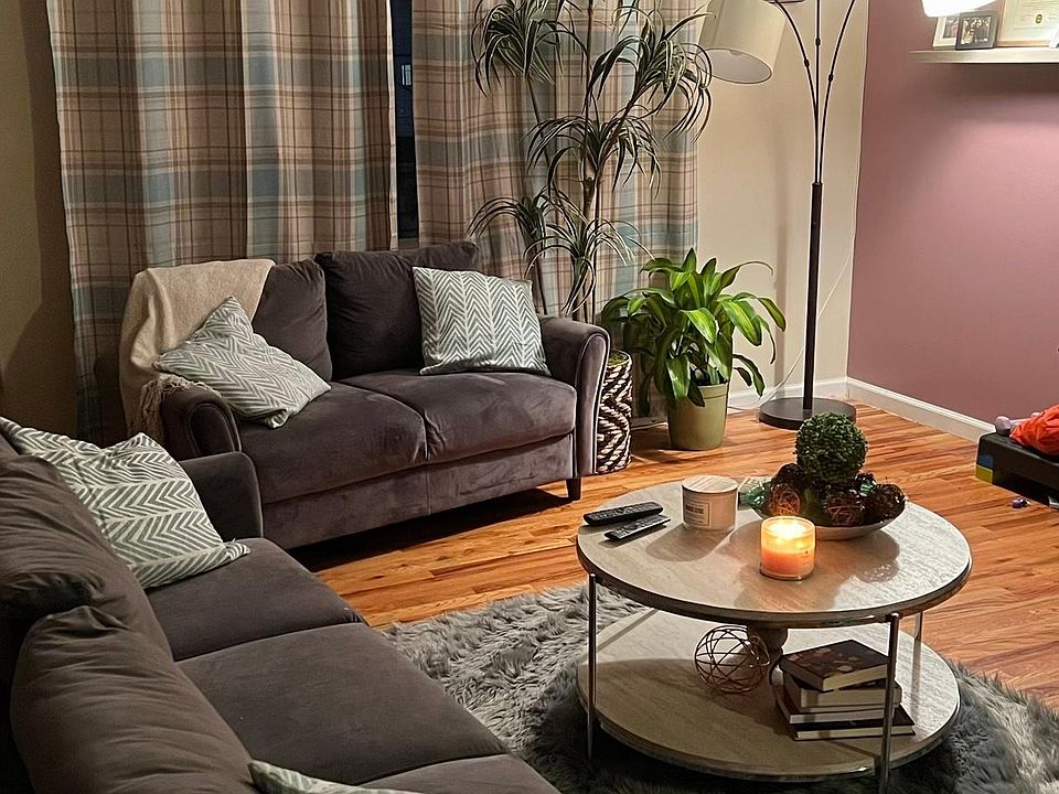 1st image of 68 Lockman Ave #2