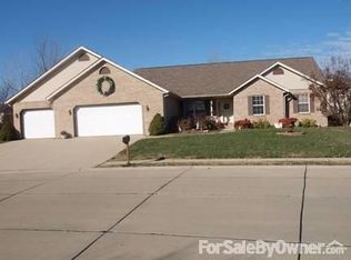 1213 Usher Dr, O Fallon, IL 62269
