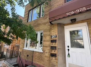 976 Avenue Rd, Toronto, ON M5P 2K8