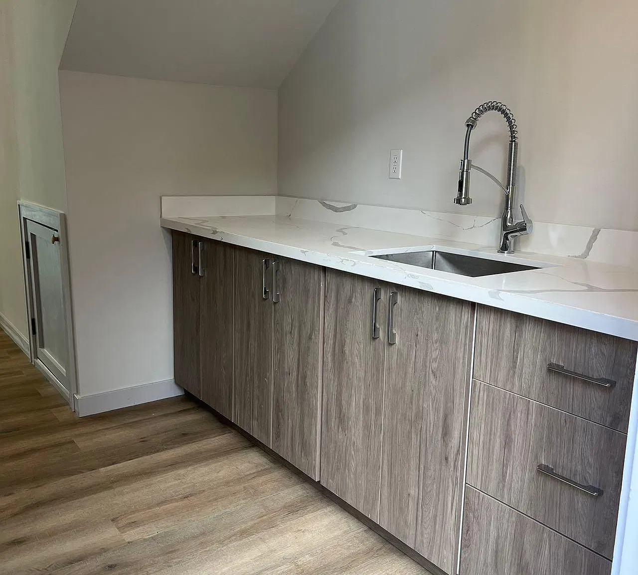 Studio, 417 sqft, $1,100 — Photo 2