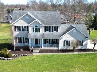 185 Jade Cir, Canfield, OH 44406