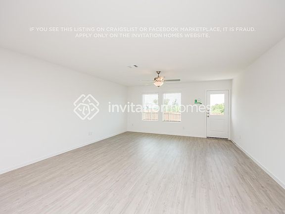 4th image of 2706 Bronte Blvd