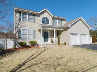 941 Lawrence Ave, Toms River, NJ