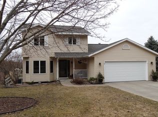 4614 Cliffside Dr, La Crosse, WI 54601