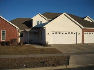 2836 Crinkle Root Dr, Fitchburg, WI 53711