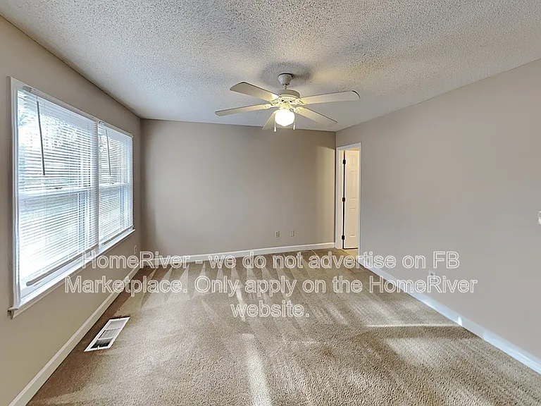 1161 Glendale Dr — Photo 8