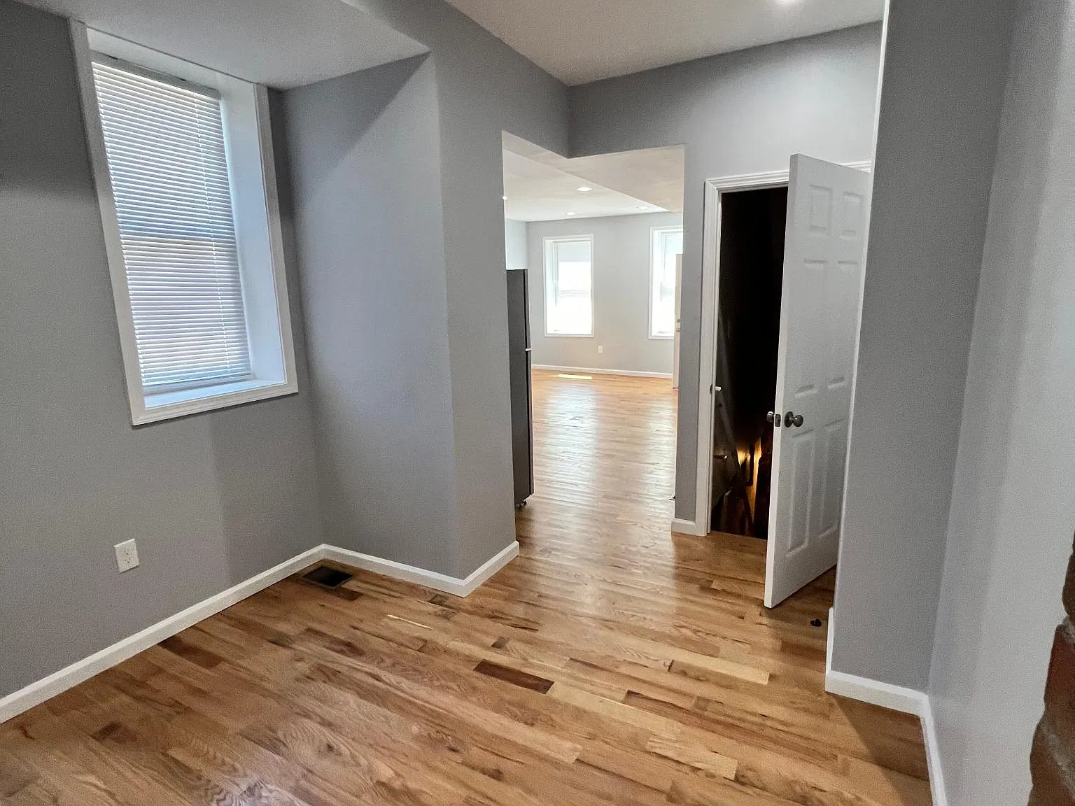 2031 Tustin St — Photo 3