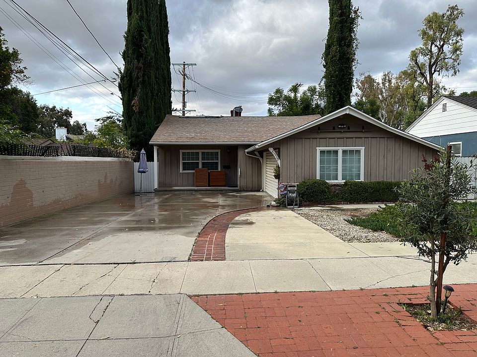 1st image of 21339 Velicata St