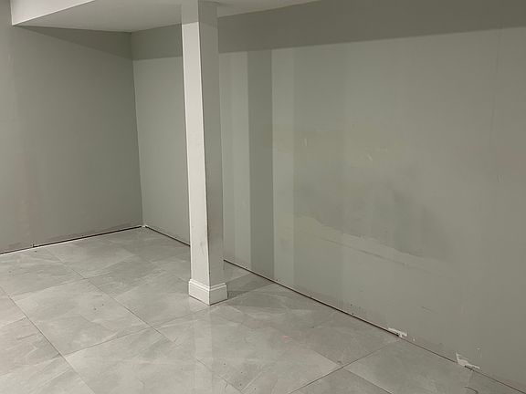 2nd image of 15222 135th Ave #B
