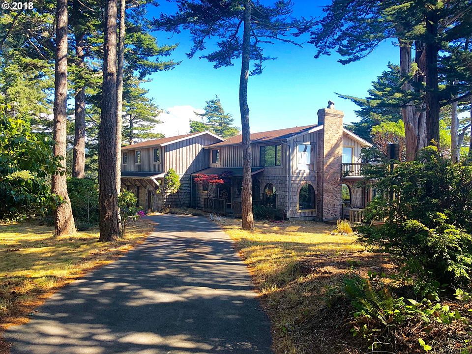 1st image of 42345 Parkwood Dr
